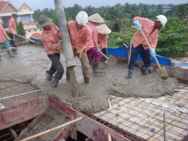 Cào cán bê tông - Công Ty TNHH Một Thành Viên Dịch Vụ Thương Mại Lạc Tiến Phát